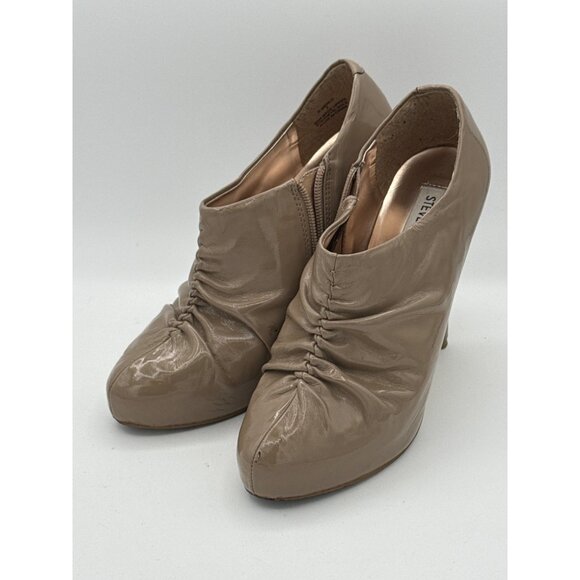 Steve Madden Womens Taupe Ruched Patent Leather Heeled Booties Size 7 - Picture 1 of 7